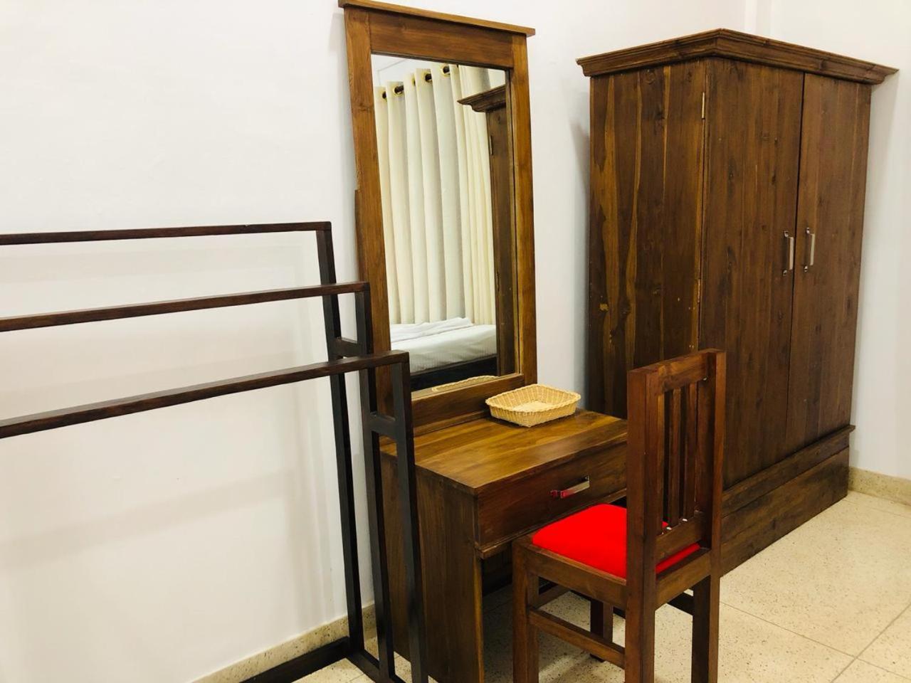 Mindana Residence Anurâdhapura Extérieur photo